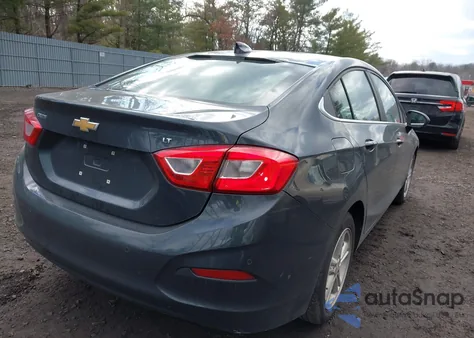 2018 Chevrolet Cruze Lt Auto from USA, damaged, VIN 1G1BE5SM6J7101665